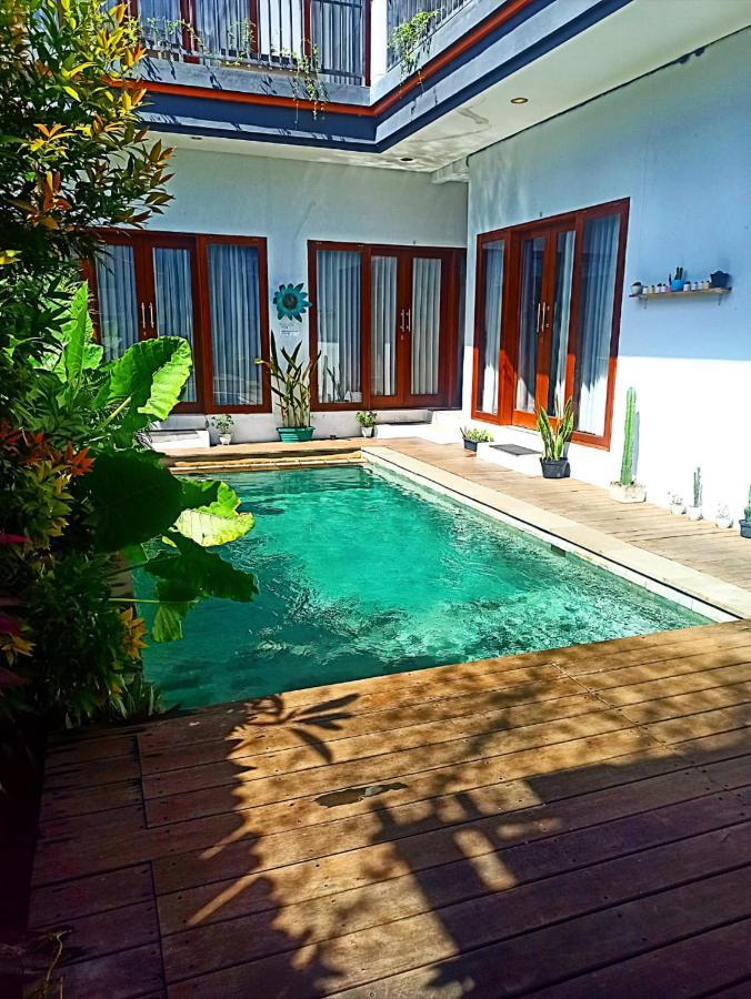 Loka Anyar Guest House Kerobokan Esterno foto