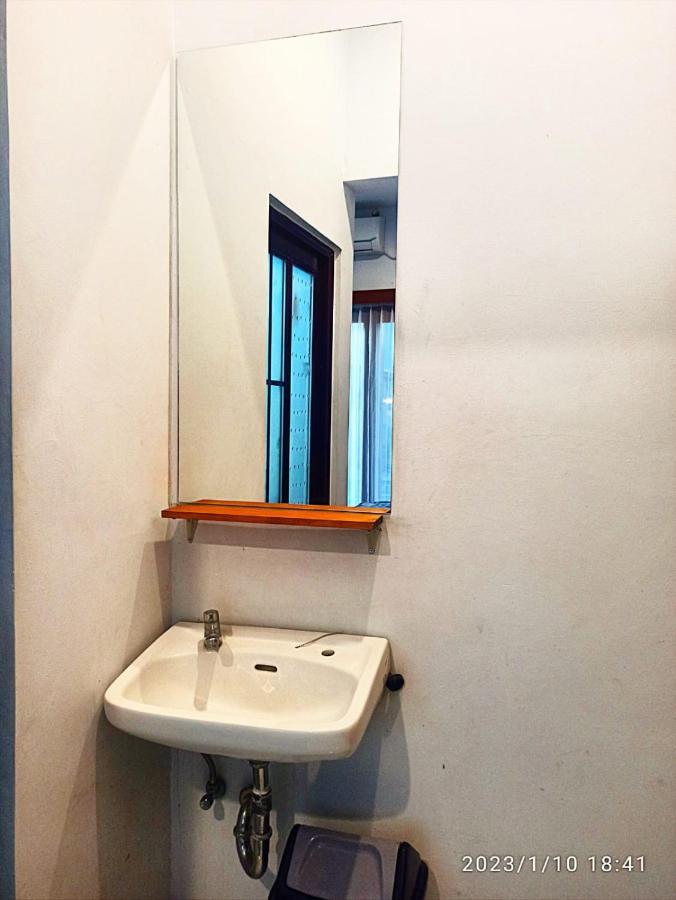 Loka Anyar Guest House Kerobokan Esterno foto