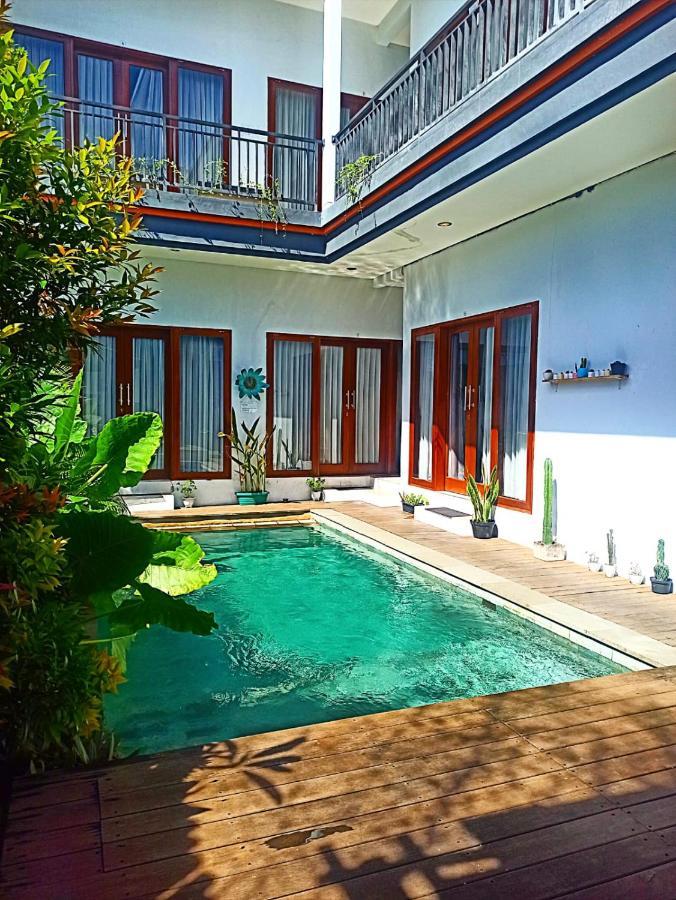 Loka Anyar Guest House Kerobokan Esterno foto